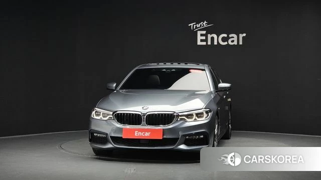 BMW 5 Series (G30) id 4521007 из Кореи 12