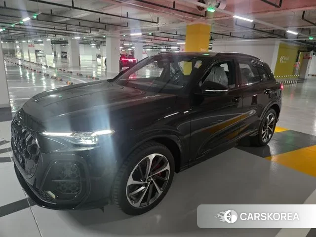 Audi Q5 (80A) 2025 Черный из Кореи, фото 2