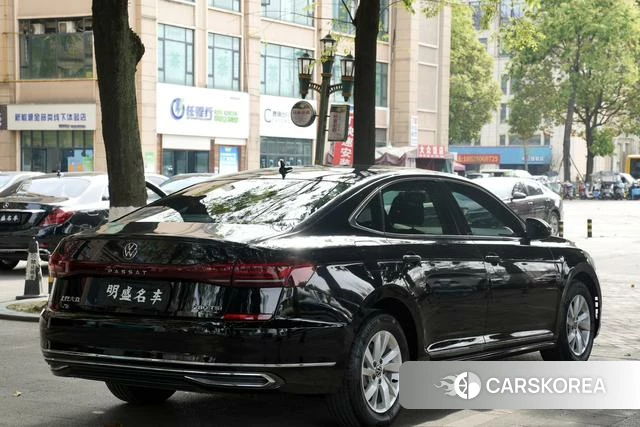 Volkswagen Passat id 4259786 из Китая 7