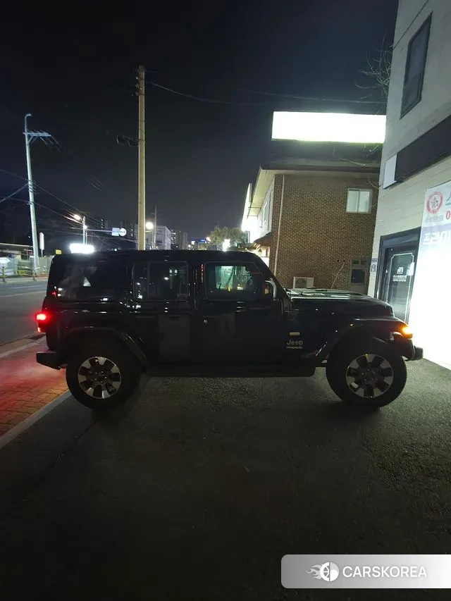 Jeep Wrangler (JL) 2022 Черный из Кореи, фото 3