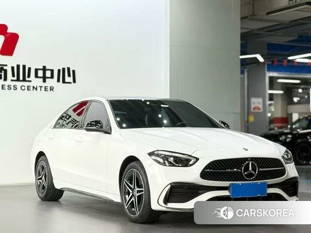 Mercedes-Benz Class C 2024 Белый из Китая, фото 2