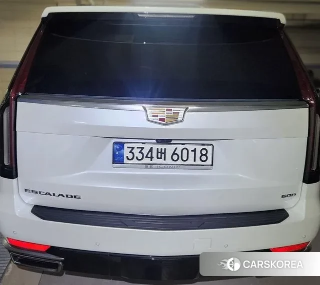 Cadillac Escalade 5th Generation 2023 Белый из Кореи, фото 2