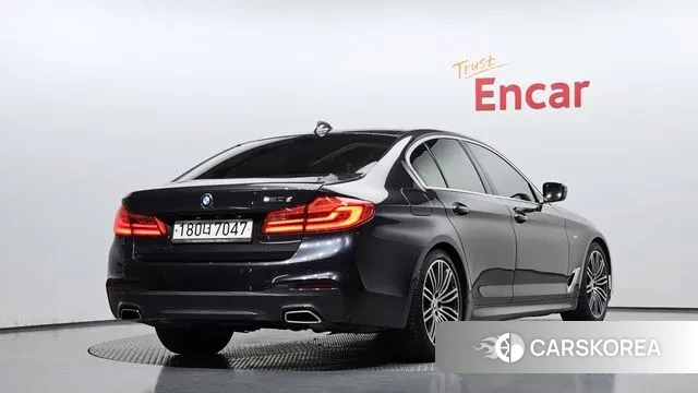 BMW 5 Series (G30) id 3598307 из Кореи 12