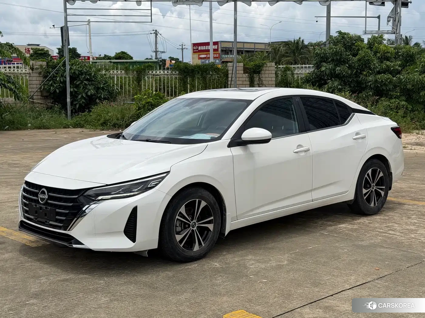Nissan Sylphy 2024 Белый из Китая, фото 2