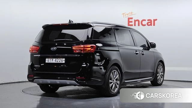 Kia The New Carnival id 4677660 из Кореи 12