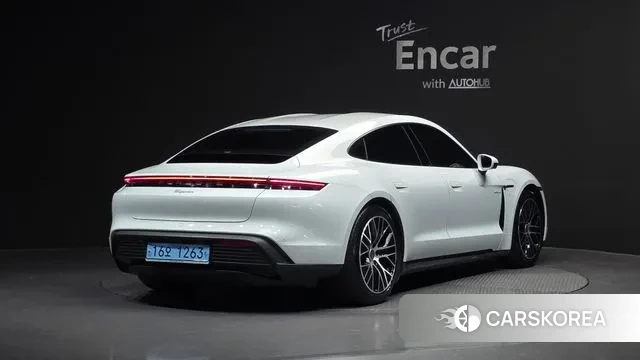 Porsche Taycan id 3361008 из Кореи 12