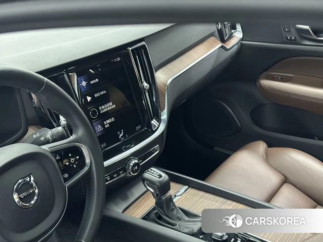 Volvo S60 id 4219240 из Китая 7
