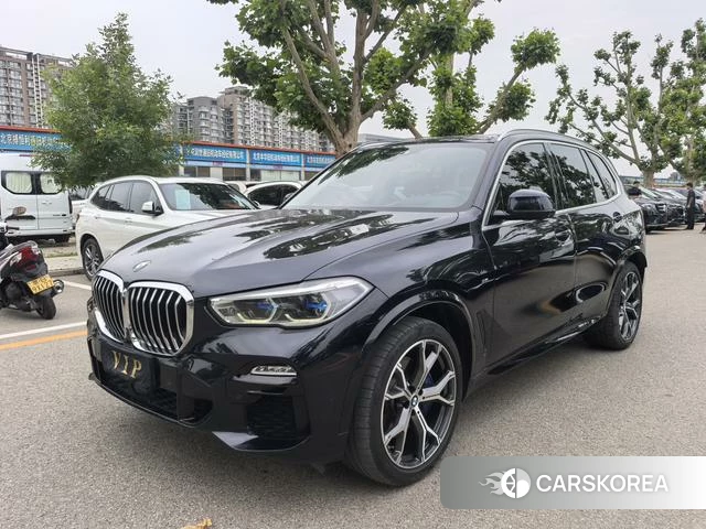 BMW X5 (imported) 2021 Черный из Китая, фото 2
