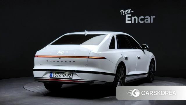 Hyundai Grandeur (GN7) id 3858083 из Кореи 12