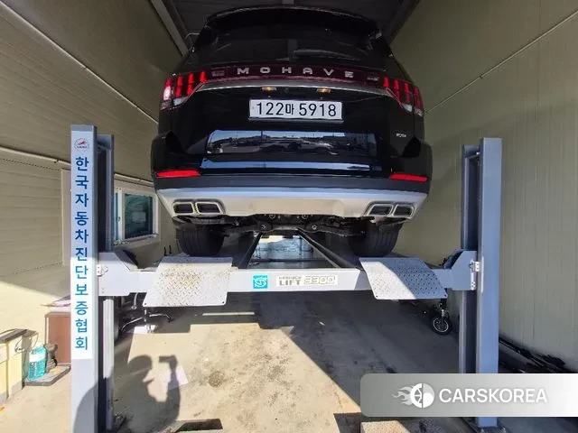 Kia Mohave Master 2024 Черный из Кореи, фото 2