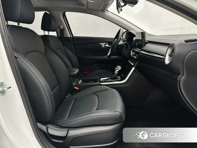 Kia K3 id 4277152 из Китая 12