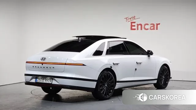 Hyundai Grandeur Hybrid (GN7) id 3507536 из Кореи 12