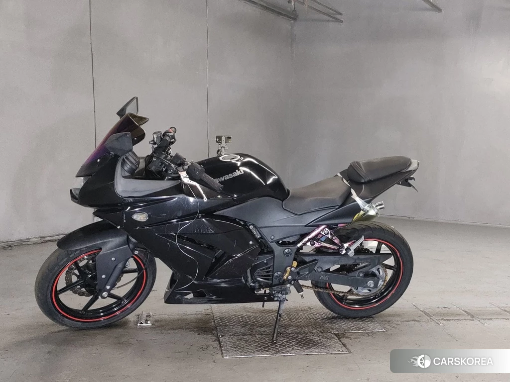 Проданный Kawasaki NINJA 250R 2012 из Японии