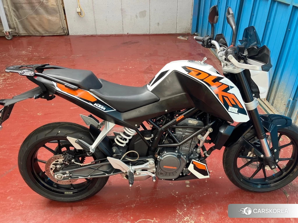 Проданный KTM 200 DUKE 2013 из Японии, фото 2