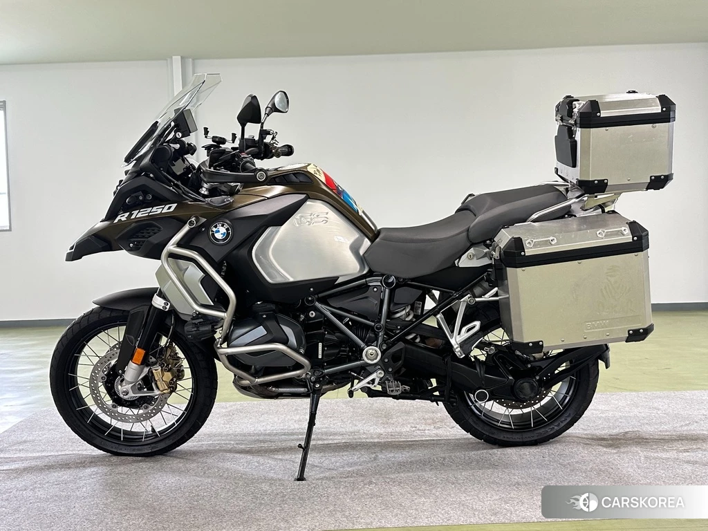 Проданный BMW R1250GS ADVENTURE 2020 из Японии