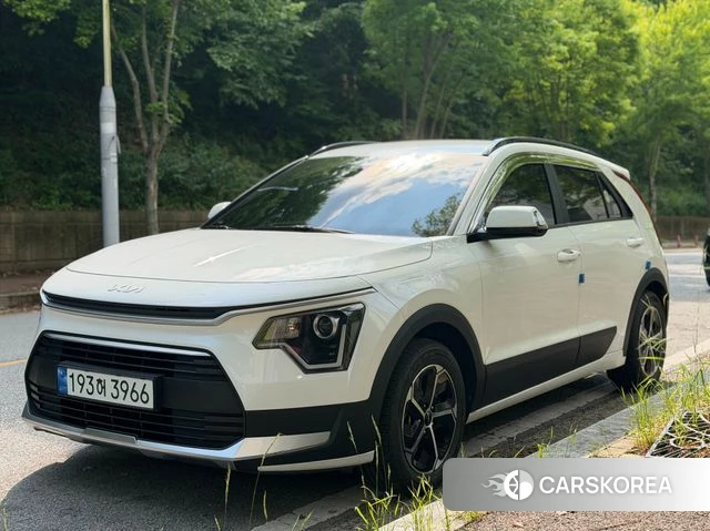 Kia Di Ol Nu Niro 2022 Белый из Кореи, фото 5