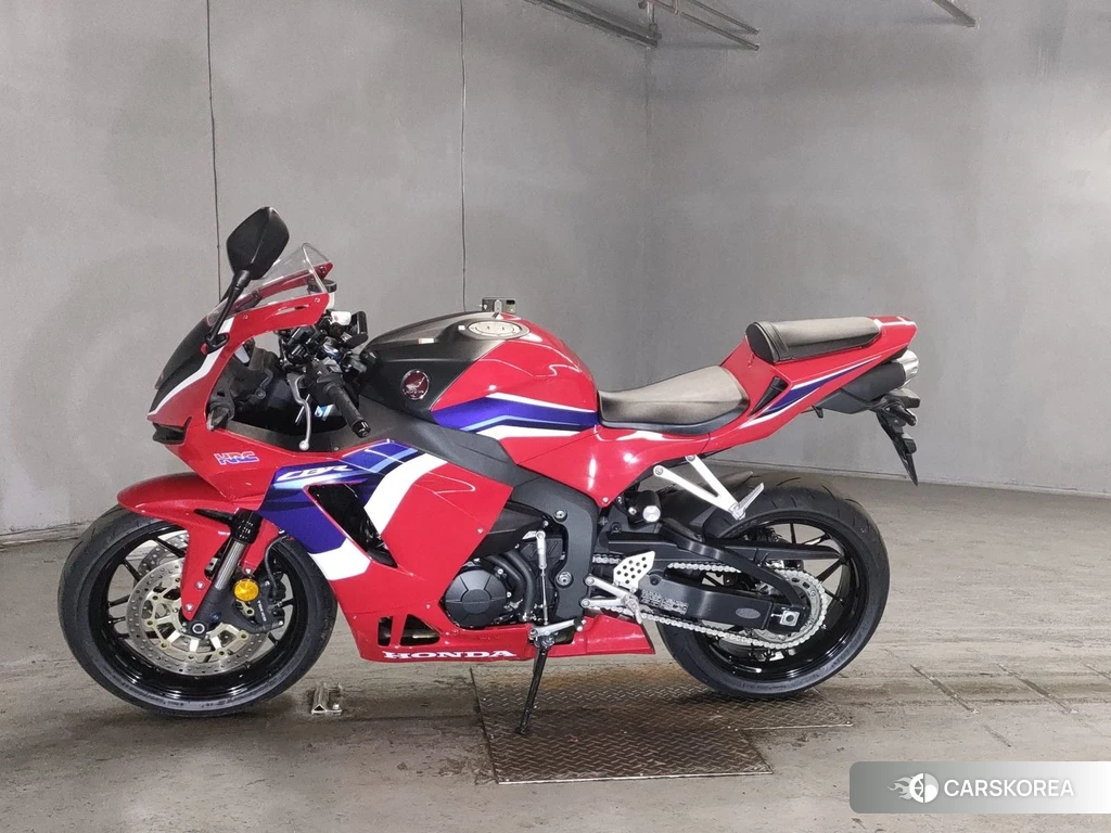 Проданный Honda CBR600RR 2020 из Японии, фото 2