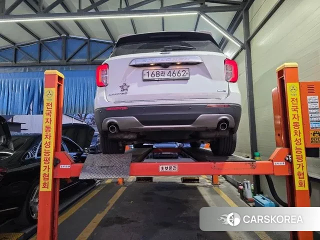 Ford Explorer 6th Generation 2019 Белый из Кореи, фото 2