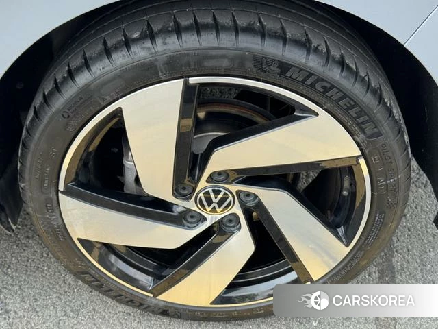 Volkswagen Golf id 4348281 из Китая 12