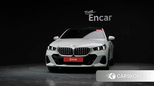 BMW 5 Series (G60) id 3963377 из Кореи 12