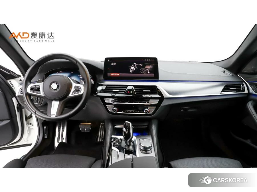 BMW 5 series (imported) 2022 Белый из Китая, фото 2