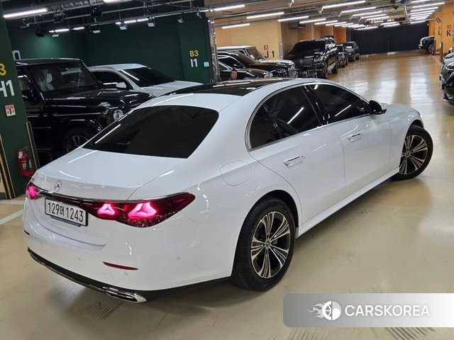 Mercedes-Benz E-Class W214 id 4511151 из Кореи 12