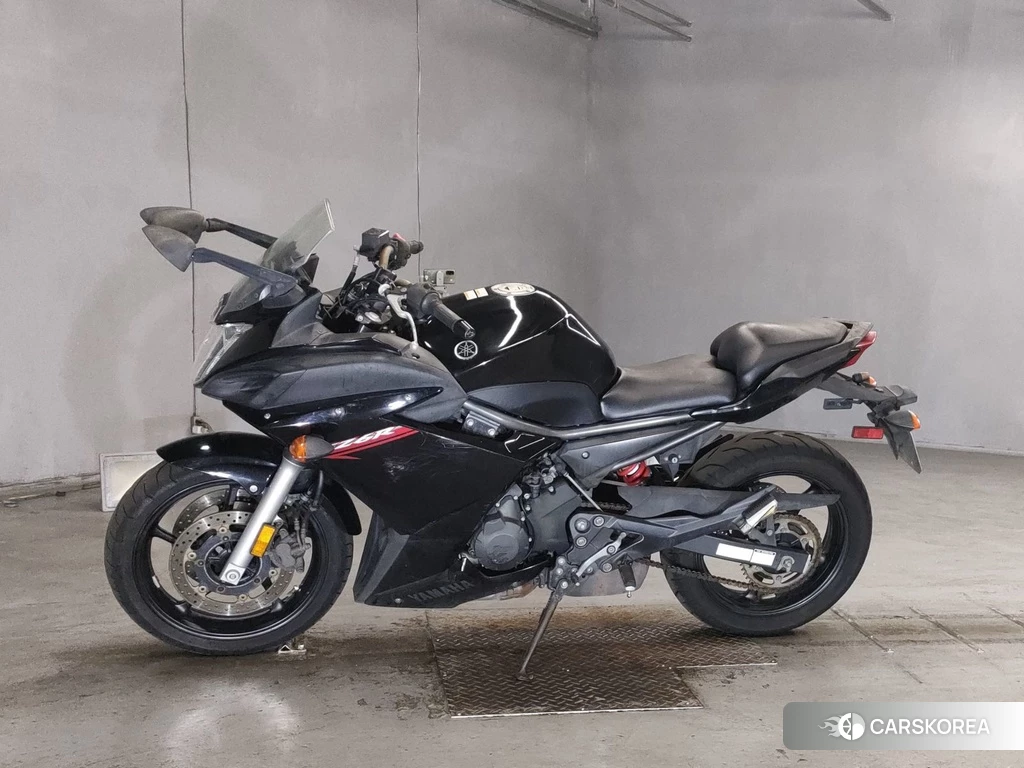 Проданный Yamaha FZ6-R 2012 из Японии, фото 2