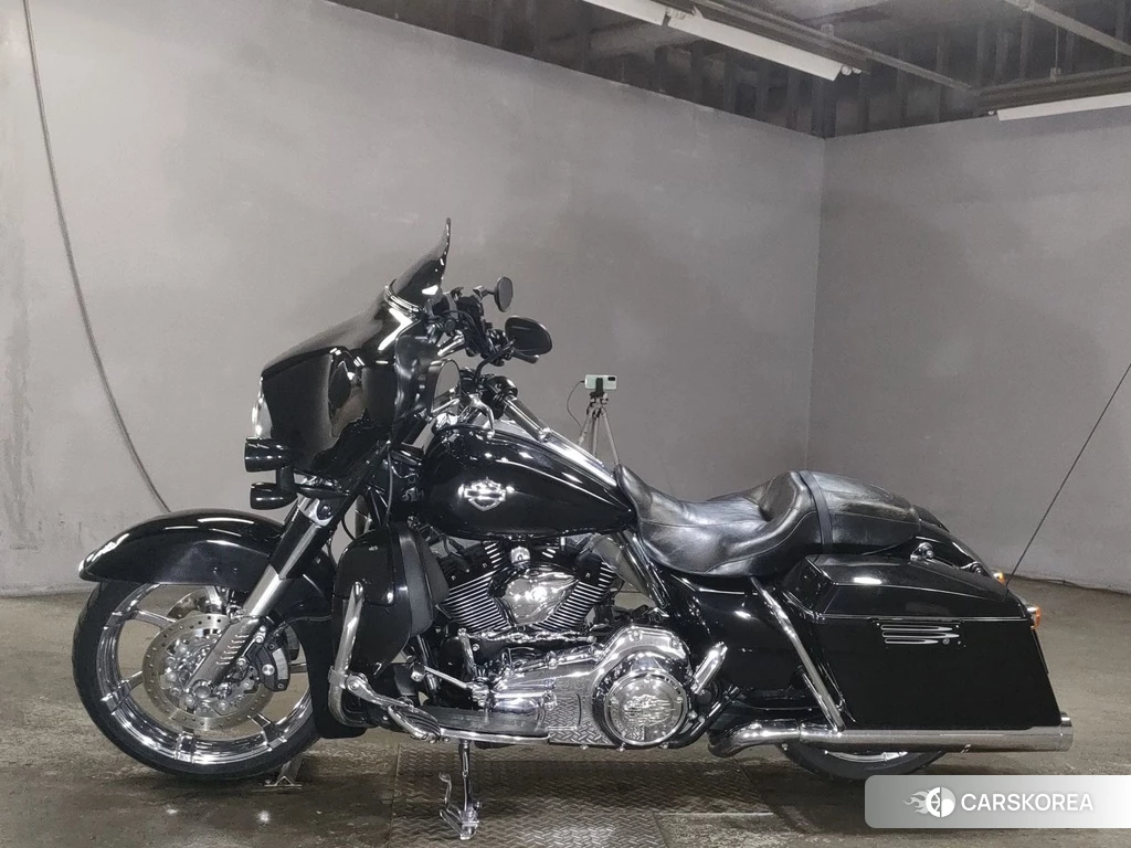 Проданный Harley-Davidson Street Glide FLHX1580 2011 из Японии, фото 2