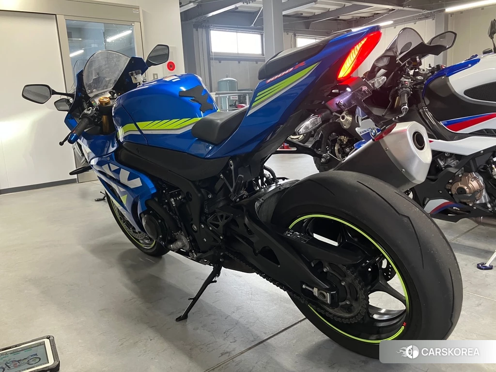 Проданный Suzuki GSX-R1000R ABS 2019 из Японии, фото 2