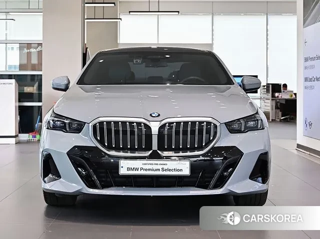 BMW 5 Series (G60) id 3020833 из Кореи 12