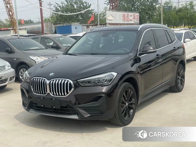BMW X1 2021 Черный из Китая, фото 4