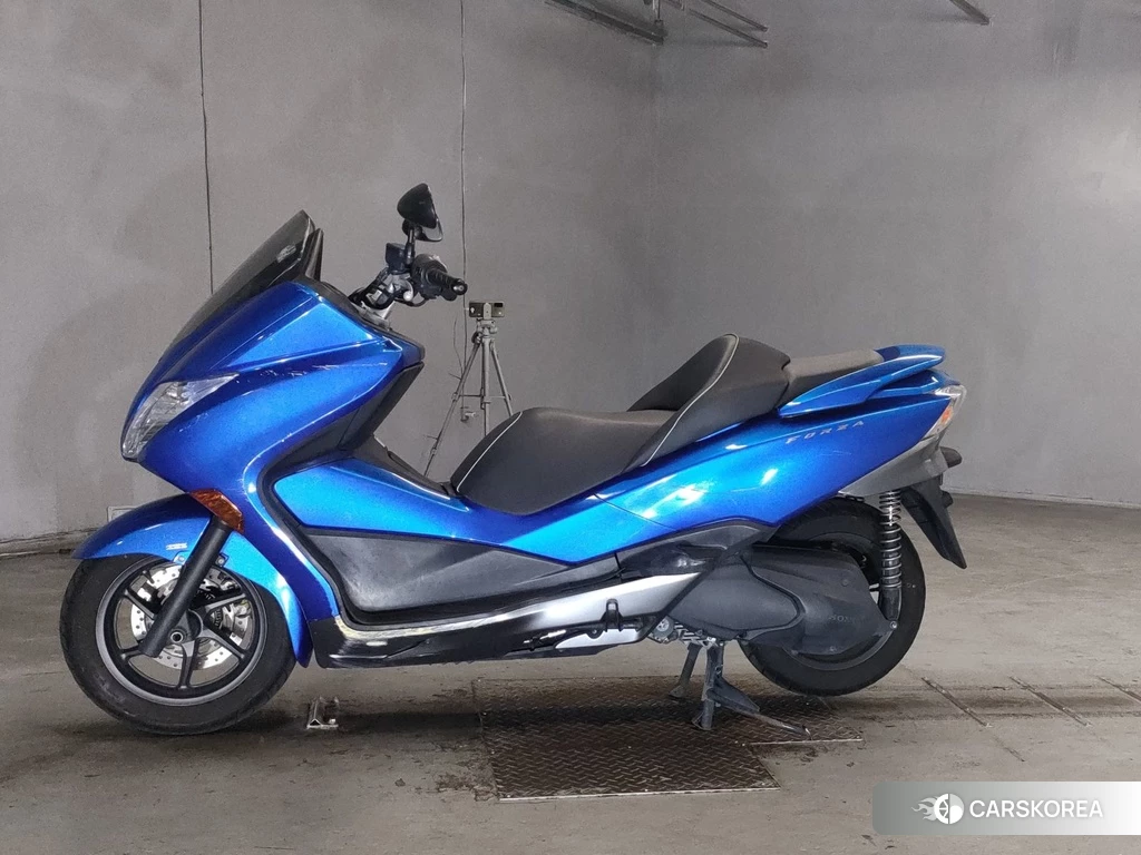 Проданный Honda FORZA Z 2012 из Японии, фото 2