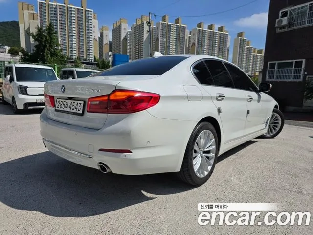 BMW 5 Series (G30) 2018 Белый из Кореи, фото 5