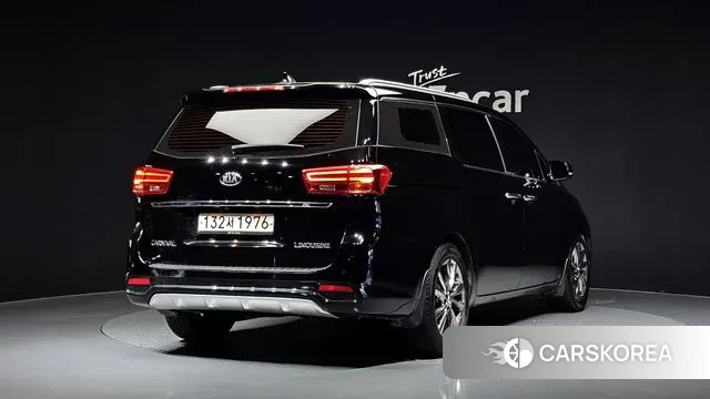 Kia The New Carnival id 3324883 из Кореи 12