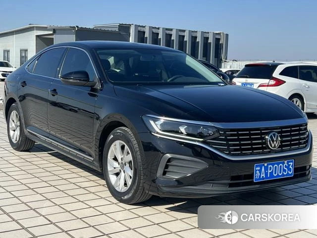 Volkswagen Passat 2025 Черный из Китая, фото 2