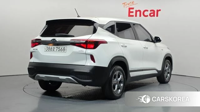 Kia Seltos id 4671776 из Кореи 12