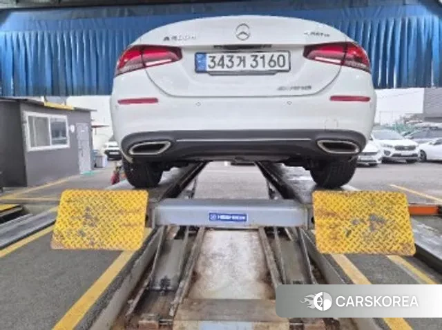 Mercedes-Benz A-Class W177 2021 Белый из Кореи, фото 2