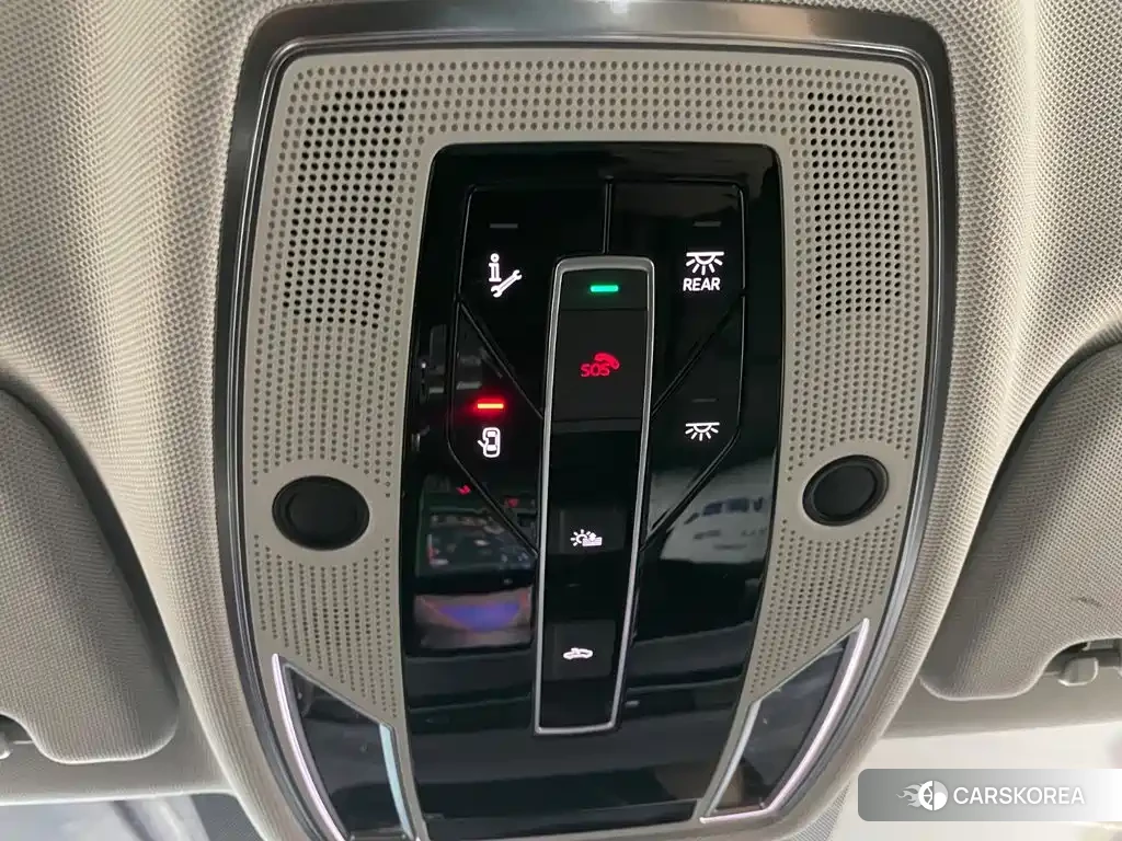 Audi A8 id 4644683 из Китая 12