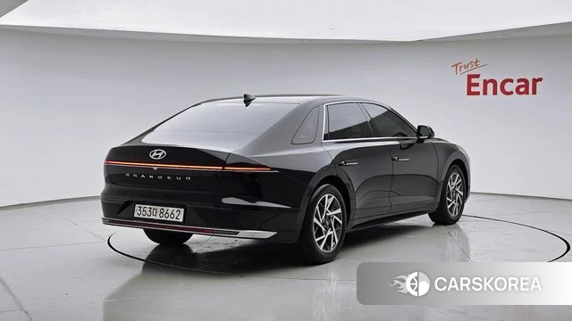 Hyundai Grandeur (GN7) id 3798687 из Кореи 12