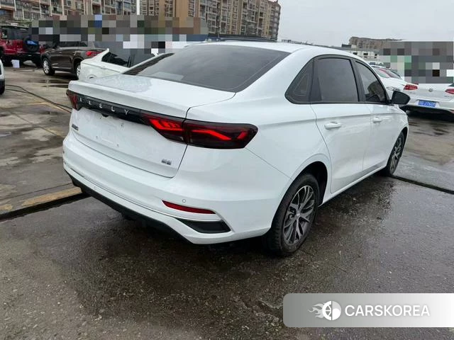 Geely Automobile Emgrand 2025 Белый из Китая, фото 3