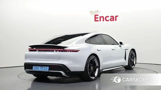 Porsche Taycan id 4619267 из Кореи 12