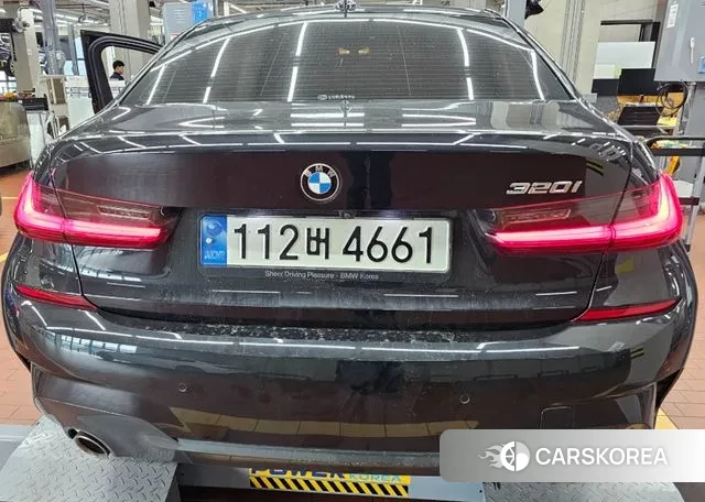 BMW 3 Series (G20) 2022 Черный из Кореи, фото 2