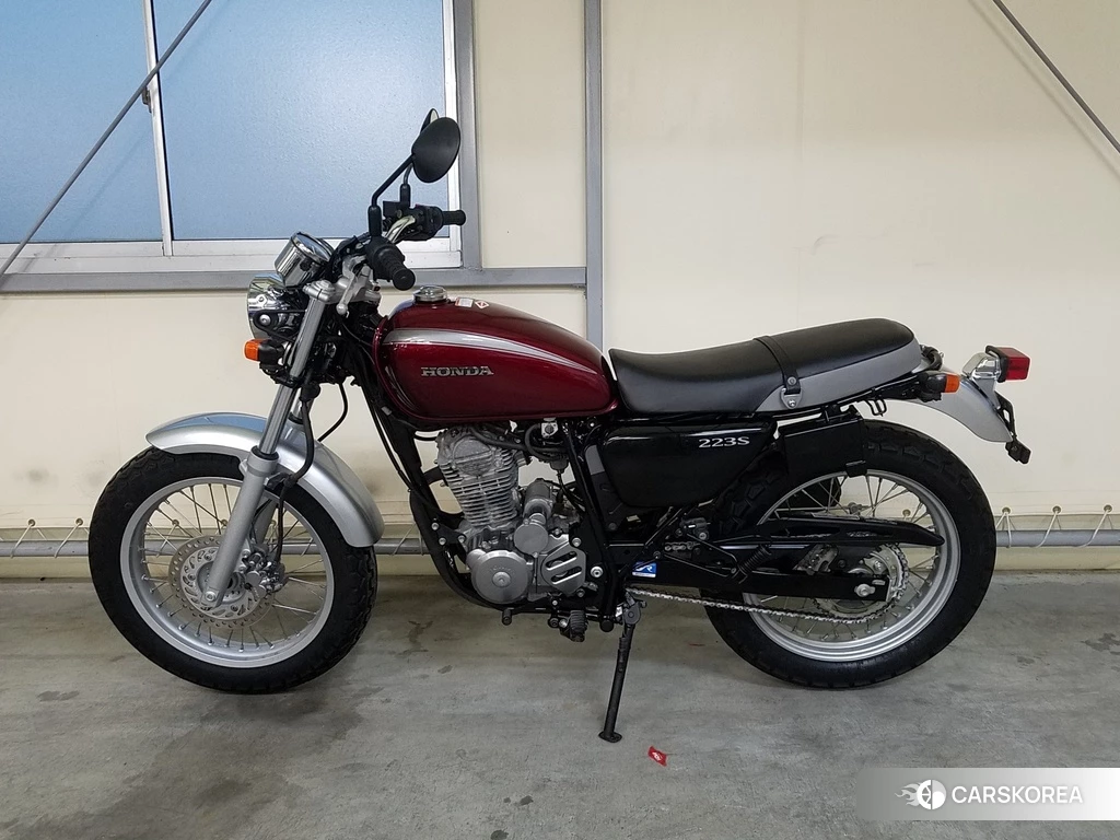 Проданный Honda CB223S 2010 из Японии, фото 2