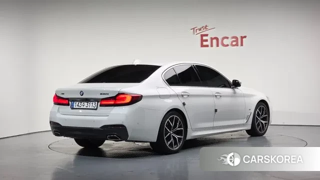 BMW 5 Series (G30) id 3044548 из Кореи 12