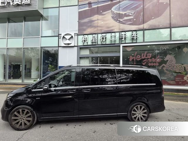 Mercedes-Benz V-class 2025 Черный из Китая, фото 4