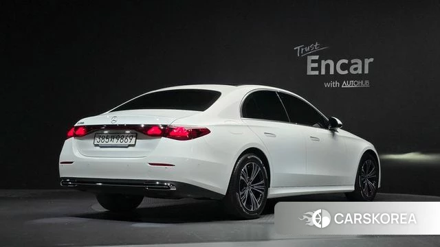 Mercedes-Benz E-Class W214 id 4655828 из Кореи 12