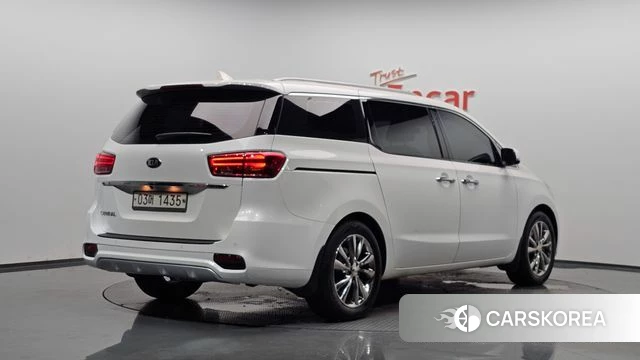Kia The New Carnival id 4596312 из Кореи 12