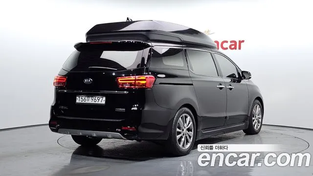 Kia The New Carnival id 2244963 из Кореи 12