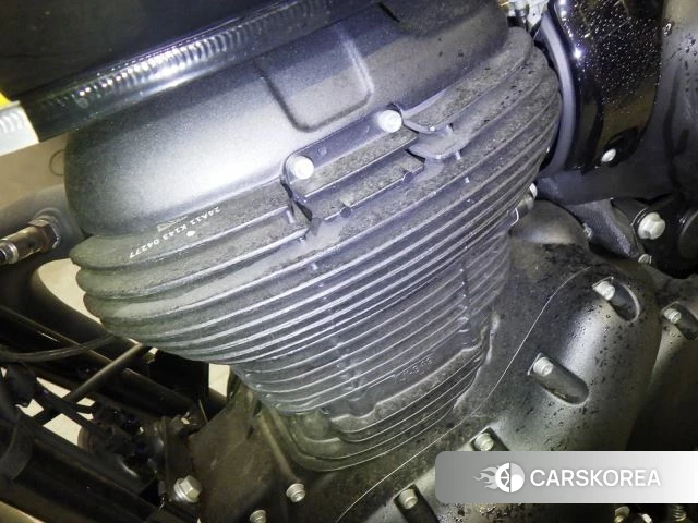 Engine photo