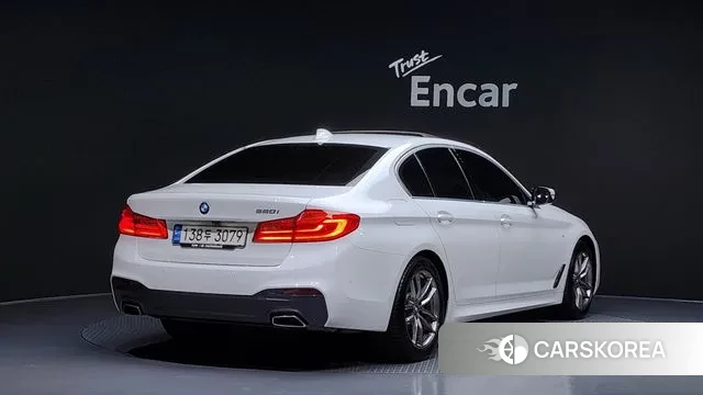 BMW 5 Series (G30) id 3489092 из Кореи 12